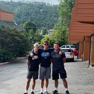 Meet your Posher, Andrew